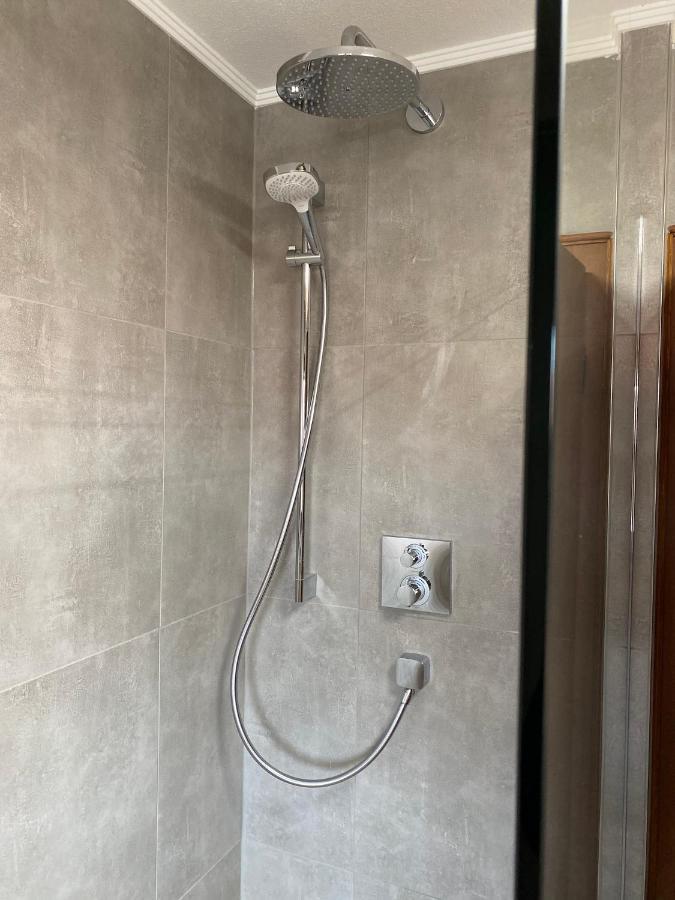 Grosszuegige Ferienwohnung Am Tegernsee Mit Suedbalkon Und Wallbergblick Bad Wiessee Exterior foto